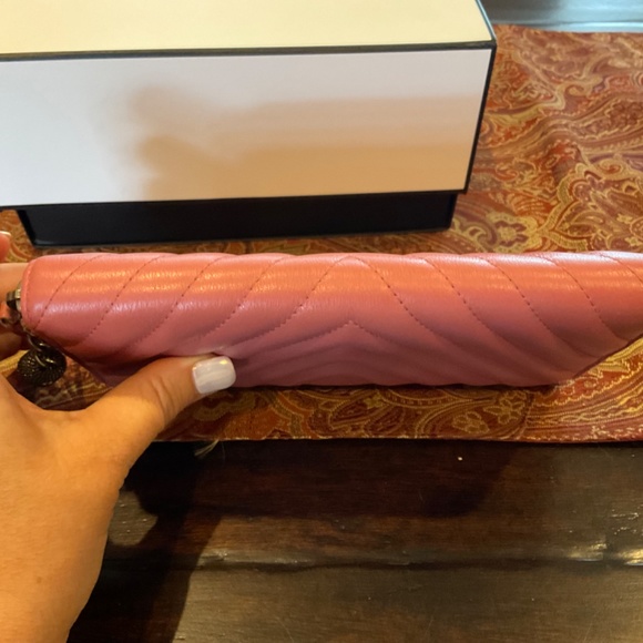 🔥 RARE! CHANEL• Chevron Stitched Tassel Charm Zip Wallet- one of a kind! - Picture 14 of 16